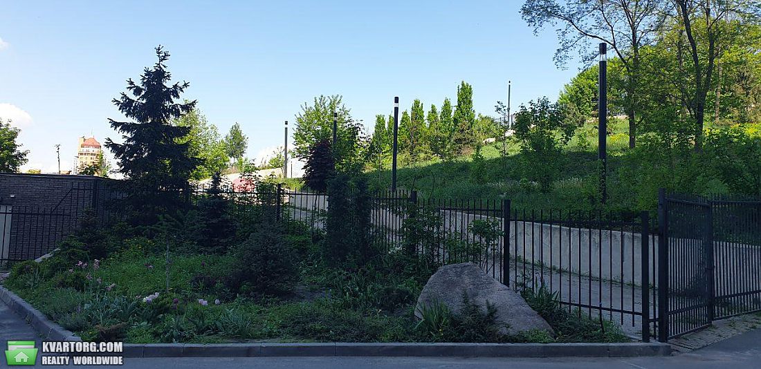 Rent out 2-room apartment. Киев, Деловая — photo 10