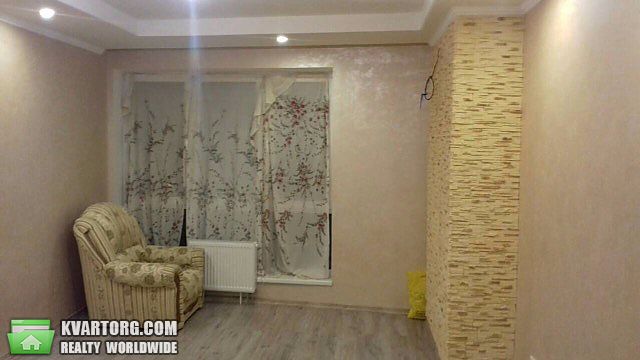 Rent out 1-room apartment. Киев,  Моторный пер — photo 1