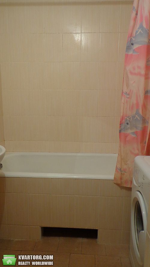 Rent out 2-room apartment. Киев,  Отрадный пр — photo 4