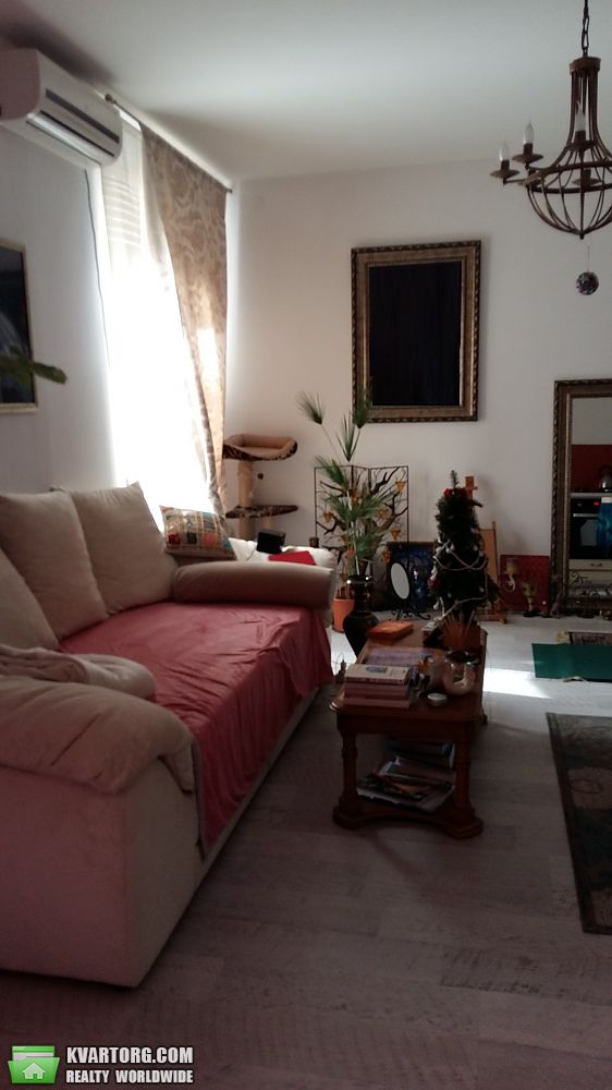 Sell 3-room apartment. Одесса, Волжский переулок — photo 1