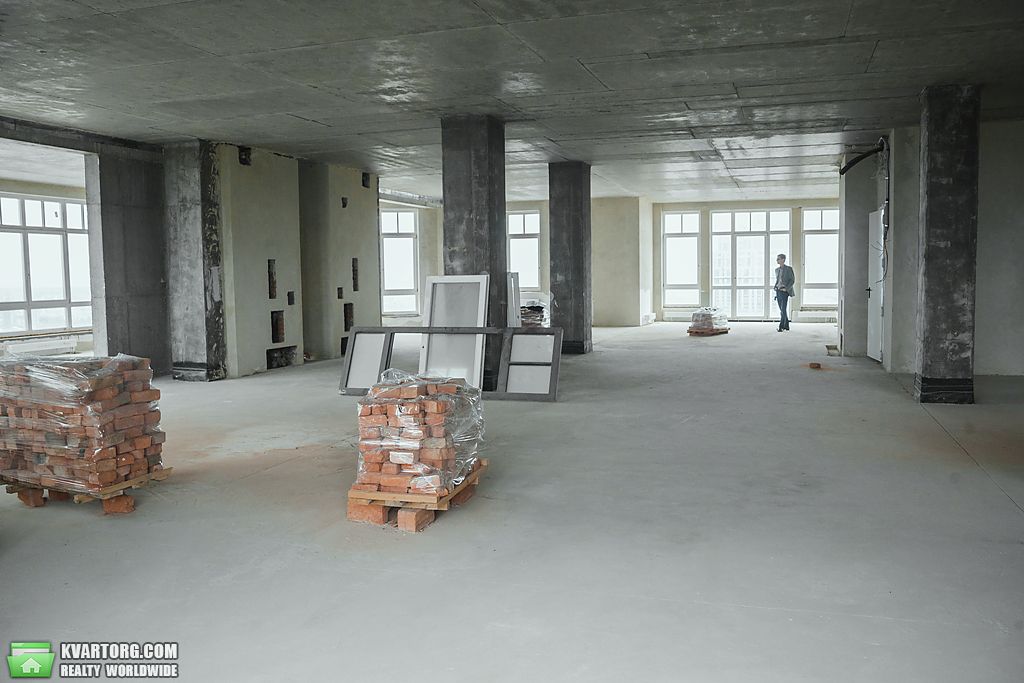 Sell 4-room apartment. Киев,  Грушевского — photo 8