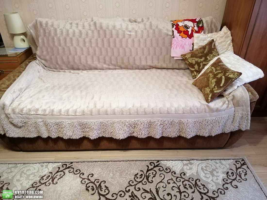 Rent out 2-room apartment. Киев, Ревуцкого 7а — photo 3