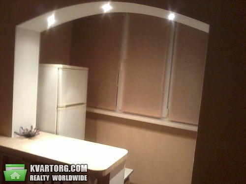 Rent out 1-room apartment. Киев, Радужная — photo 1