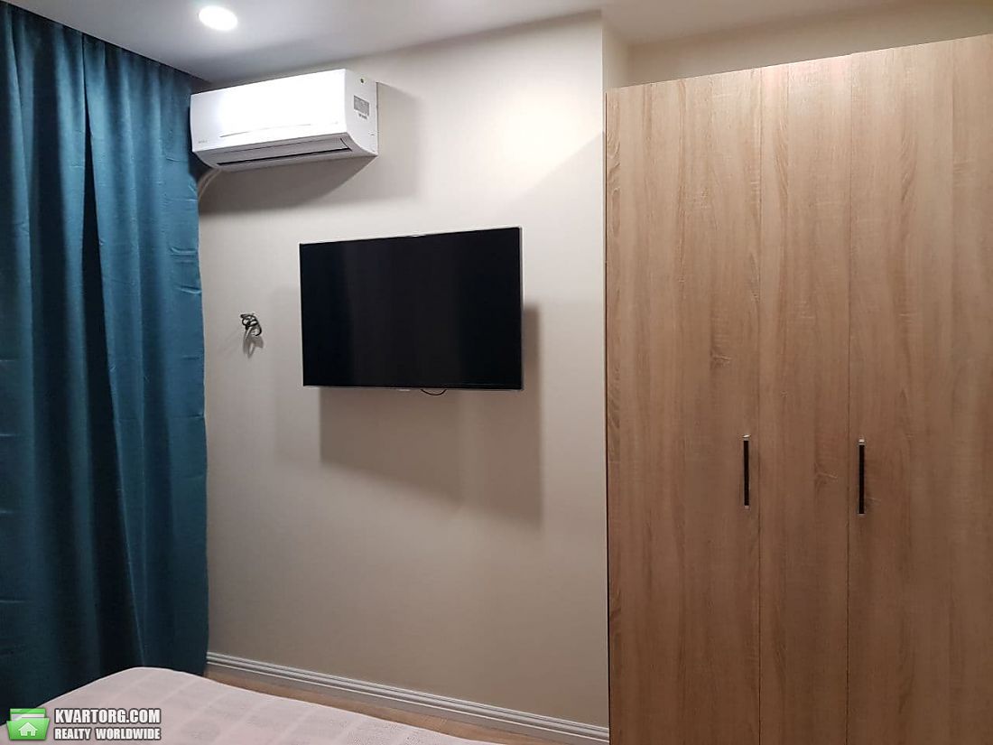 Rent out 1-room apartment. Киев,  Лысогорская — photo 8