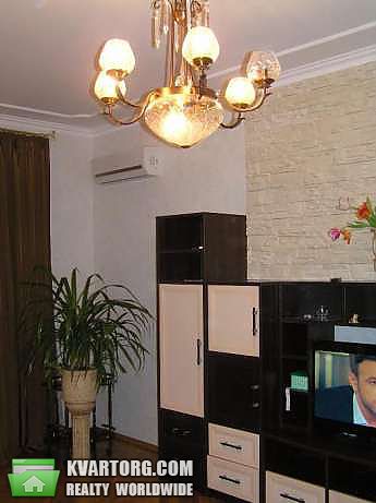 Rent out 3-room apartment. Киев,  Героев Сталинграда пр — photo 1