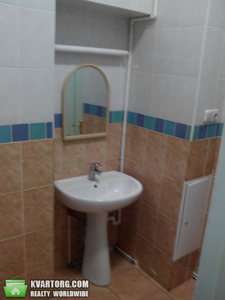 Rent out office. Киев, Жилянская — photo 5
