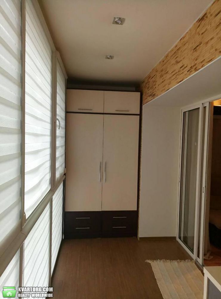 Rent out 3-room apartment. Киев,  Тарасовская — photo 7