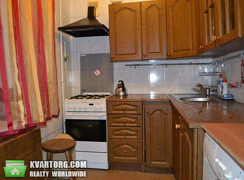 Rent out 2-room apartment. Киев, Межевая — photo 1