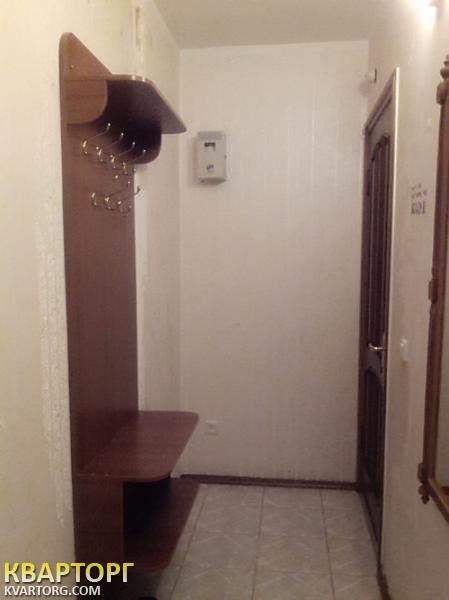 Sell 2-room apartment. Киев,  Срибнокильская — photo 3