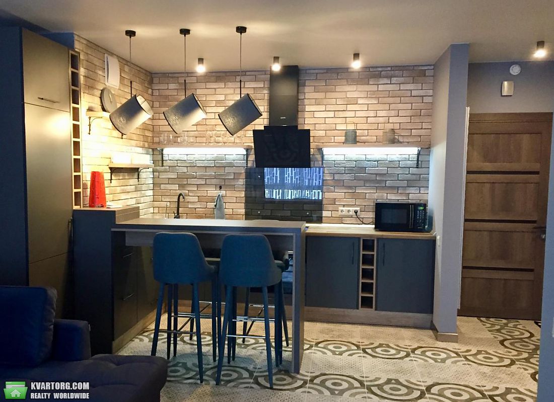 Rent out 2-room apartment. Киев,  Заречная — photo 2