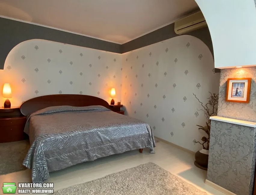 Sell 4-room apartment. Киев,  Приречная — photo 5