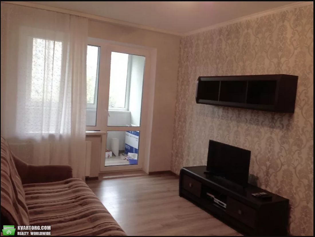 Rent out 2-room apartment. Киев,  Гарматная — photo 4