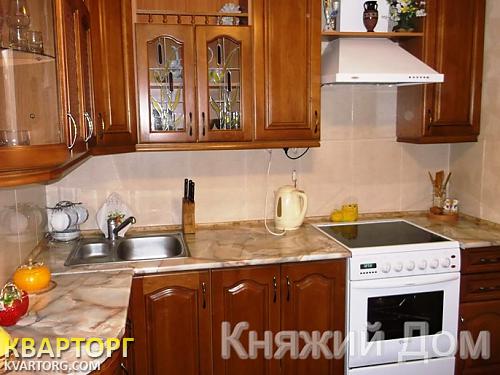 Rent out 2-room apartment. Киев,  Тычины пр — photo 1