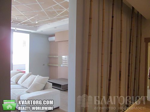 Sell 2-room apartment. Киев, Щорса — photo 3