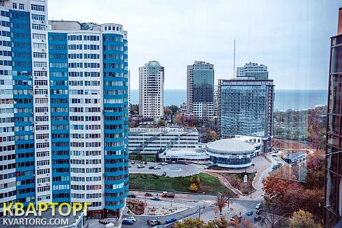 Rent out 4-room apartment. Одесса, Генуэзская — photo 2