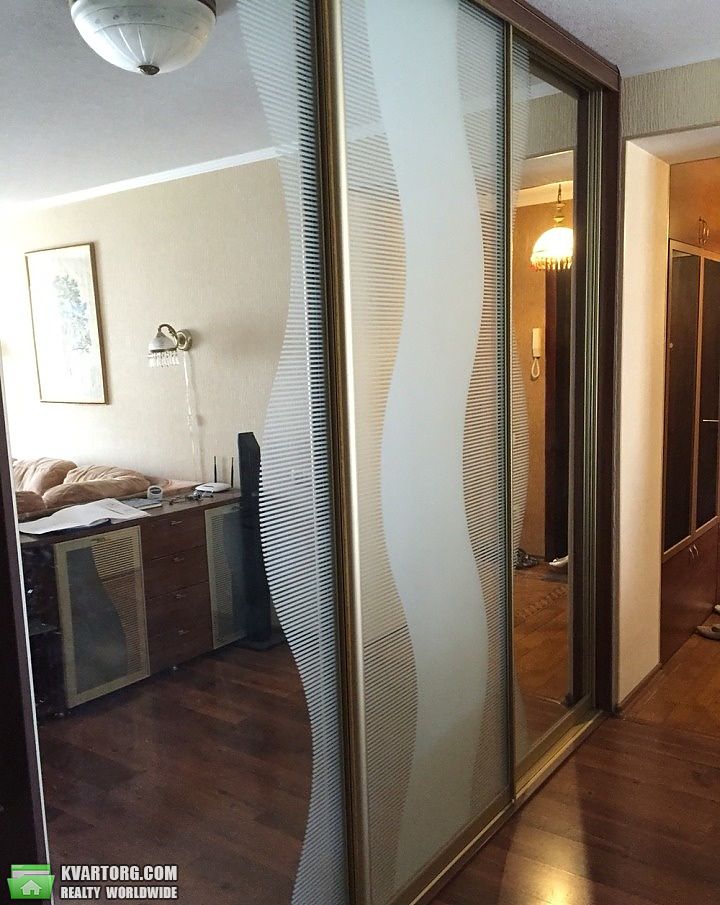 Sell 3-room apartment. Киев,  Ялтинская — photo 7
