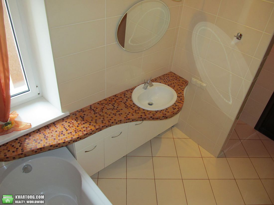 Sell house. Киев, общественная — photo 8