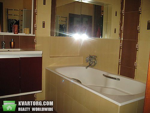 Rent out 3-room apartment. Киев,  Героев Сталинграда пр — photo 8