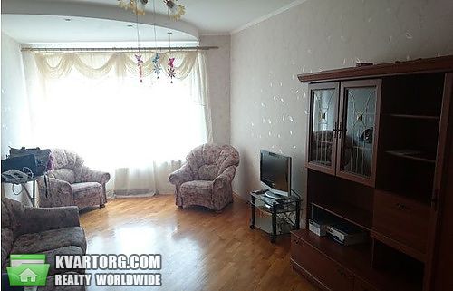 Rent out 2-room apartment. Киев, Днепровская наб — photo 1