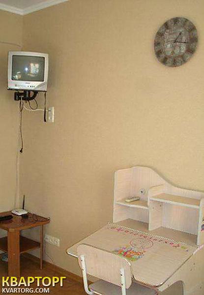 Rent out 1-room apartment. Киев, Драгоманова — photo 4