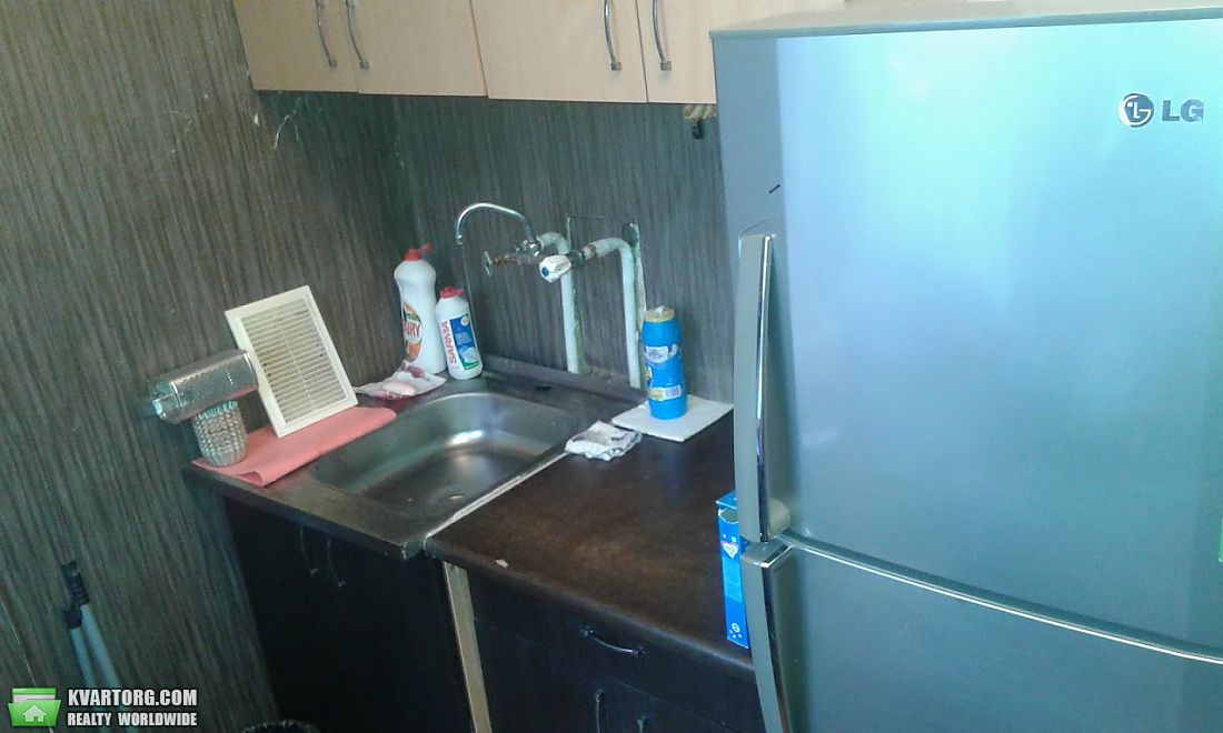 Rent out 1-room apartment. Киев,  Отрадный пр — photo 3