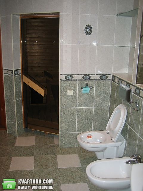Rent out 3-room apartment. Киев, Питерская — photo 10
