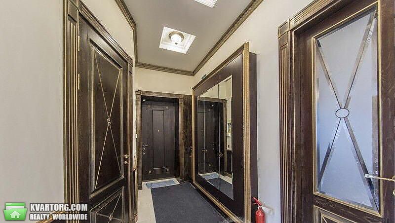 Rent out 3-room apartment. Киев,  Банковая — photo 8