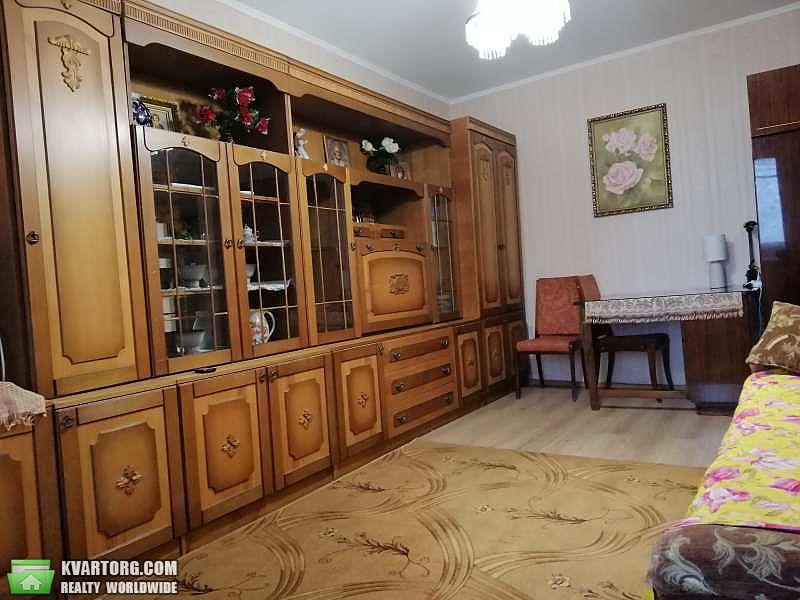 Rent out 2-room apartment. Киев, Ревуцкого — photo 1