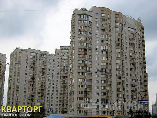 Sell 3-room apartment. Киев,  Урловская — photo 1