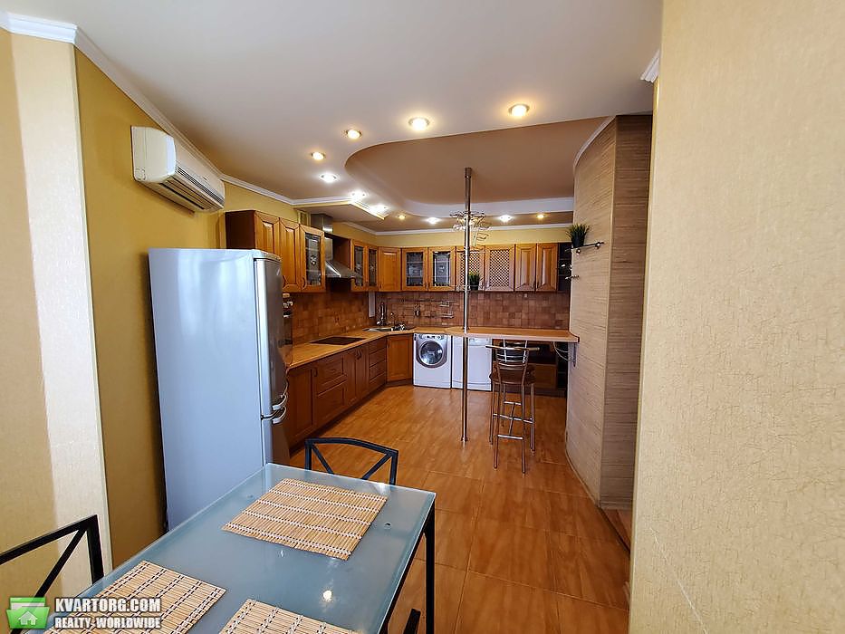 Sell 2-room apartment. Киев,  Бажана — photo 2