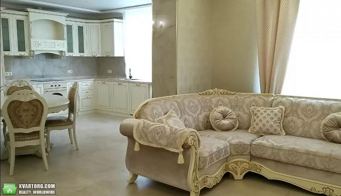 Rent out 3-room apartment. Киев,  Просвещения — photo 1