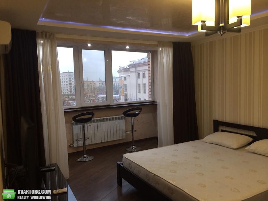 Sell 2-room apartment. Киев,  Дмитриевская — photo 1