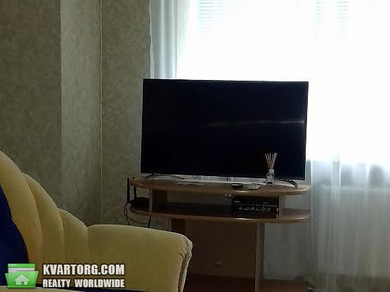 Rent out 2-room apartment. Киев, просп. Лобановского — photo 2