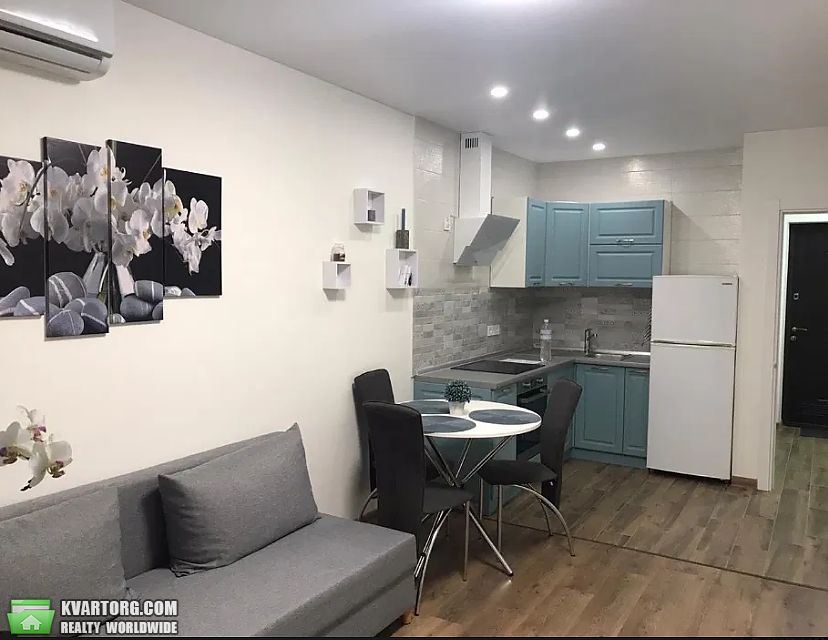 Rent out 1-room apartment. Киев,  Правды — photo 9