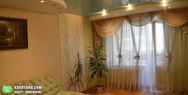 Sell 3-room apartment. Киев,  Вишняковская — photo 1