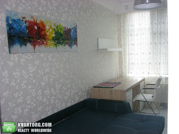 Rent out 3-room apartment. Киев, проспект лобановского — photo 8