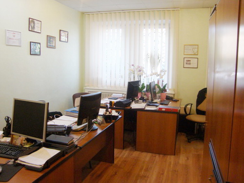 Rent out office. Киев, Барбюса Анри — photo 1