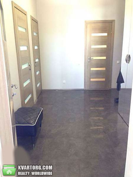 Sell 3-room apartment. Киев, Замковецька — photo 1