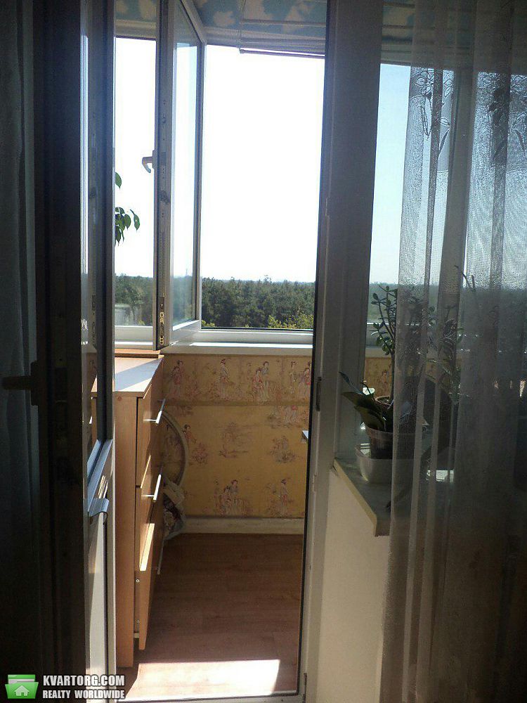 Sell 2-room apartment. Киев,  Лесной пр — photo 4