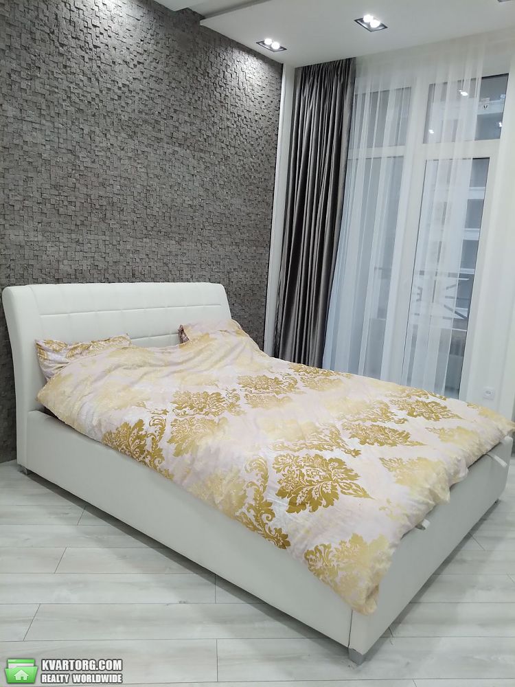 Rent out 1-room apartment. Одесса, Генуэзская — photo 1