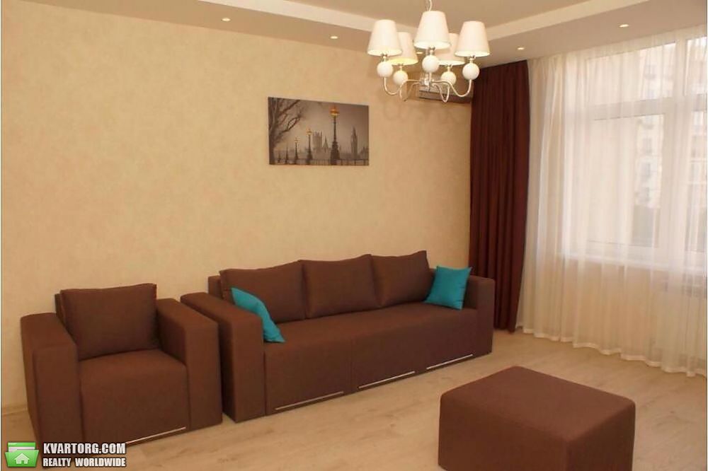 Rent out 2-room apartment. Киев, Сикорского ул. — photo 2