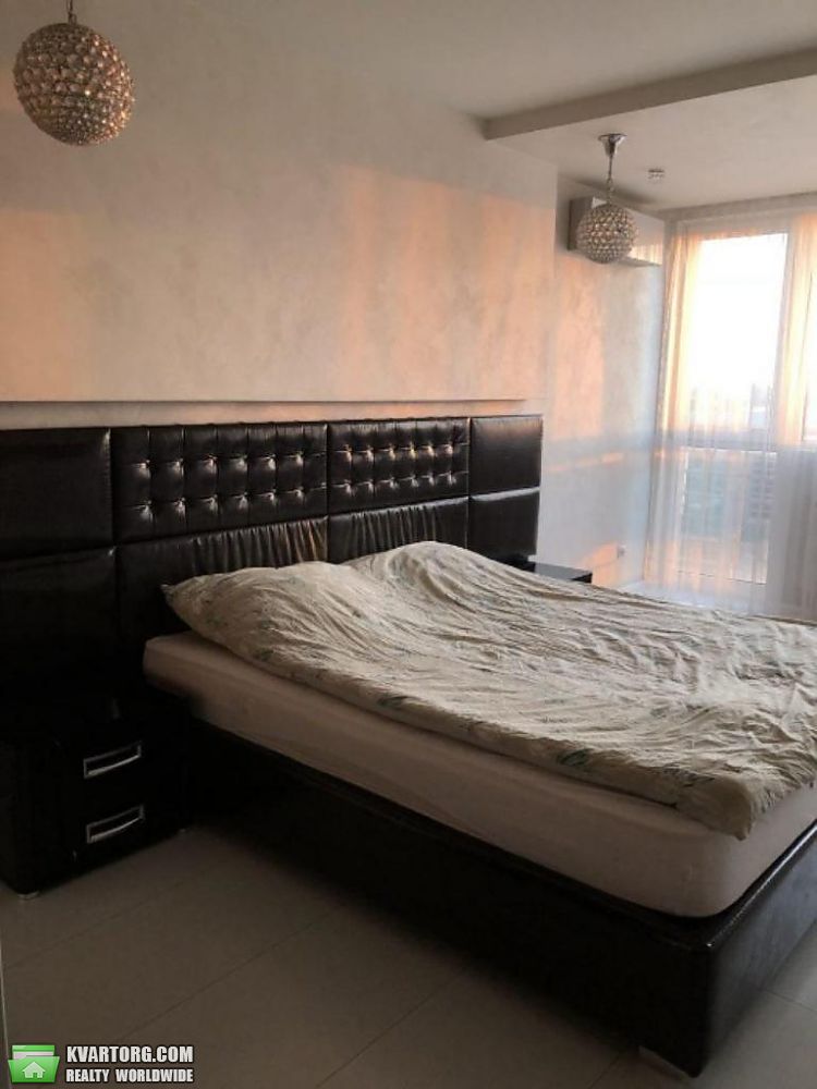 Rent out 2-room apartment. Киев, Гетьмана — photo 5