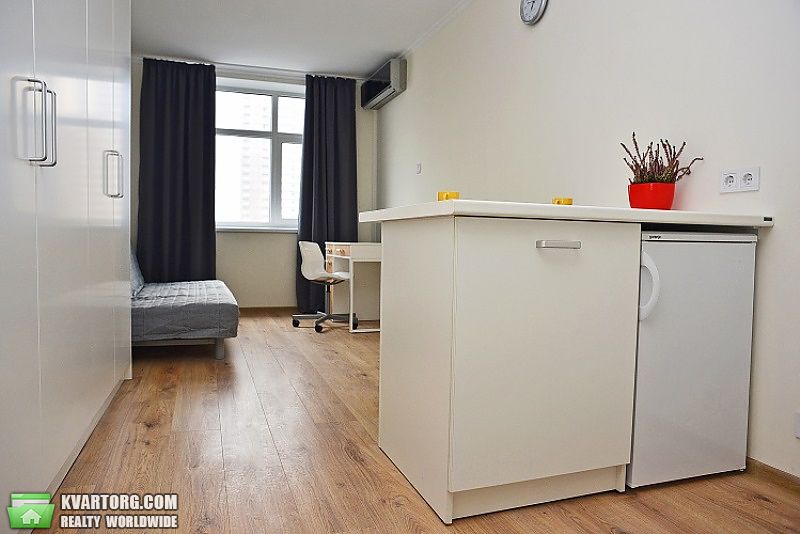Sell 1-room apartment. Киев,  Машиностроительная — photo 2