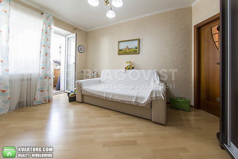 Sell 3-room apartment. Киев,  Подгорная — photo 6