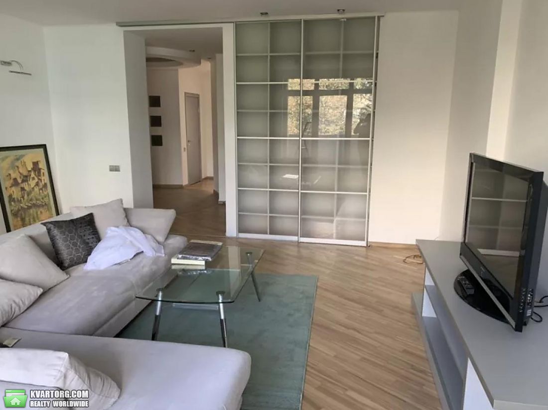 Rent out 3-room apartment. Киев,  Дмитриевская — photo 3