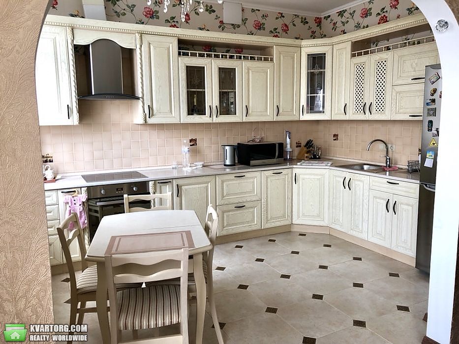 Sell 2-room apartment. Киев,  Никольско-Слободская — photo 2