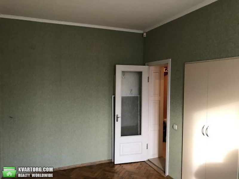 Sell 3-room apartment. Киев,  Строителей — photo 4