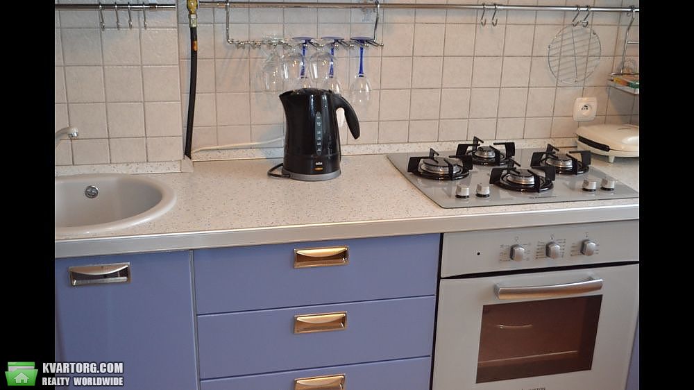 Rent out 2-room apartment. Киев,  Кловский спуск — photo 5