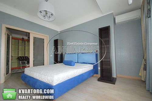 Rent out 3-room apartment. Киев, Круглоуниверситетская — photo 1