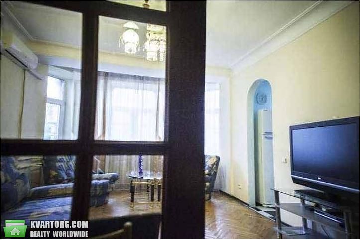 Rent out 2-room apartment. Киев,  Грушевского — photo 5